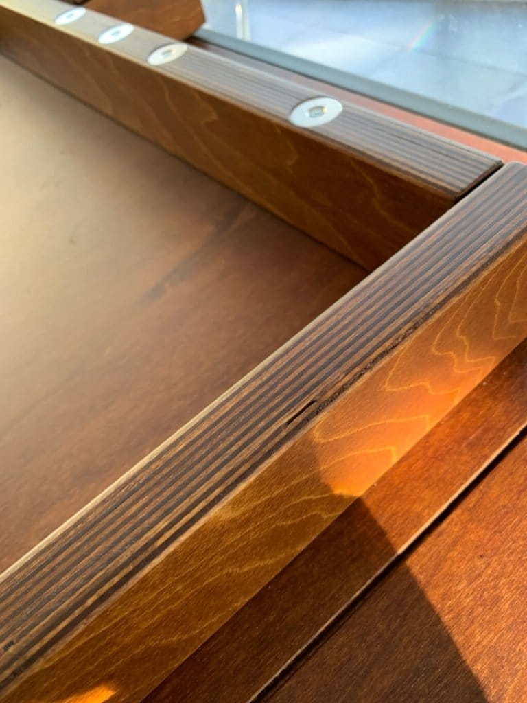 Rathskellers Sunnygeeks – la table de jeu de société modulaire
