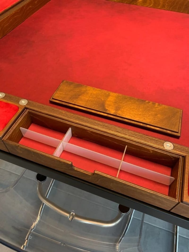 Rathskellers Sunnygeeks – la table de jeu de société modulaire