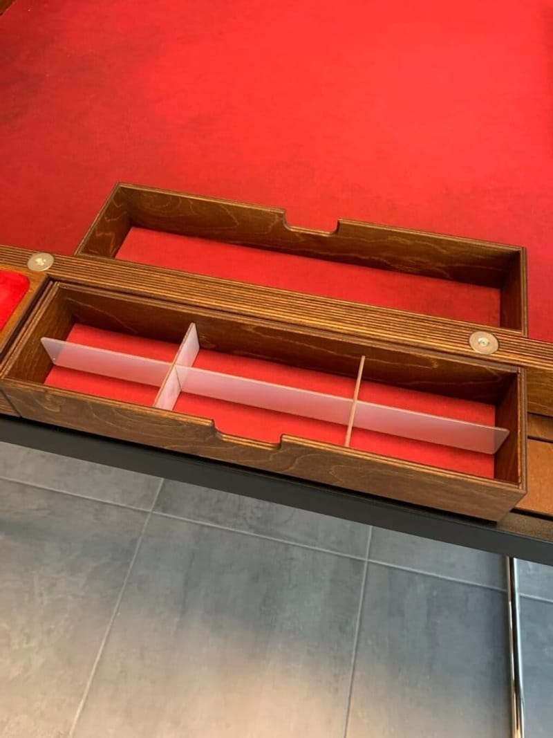 Rathskellers Sunnygeeks – la table de jeu de société modulaire