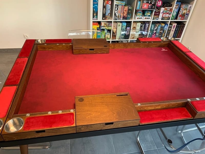 Rathskellers Sunnygeeks – la table de jeu de société modulaire