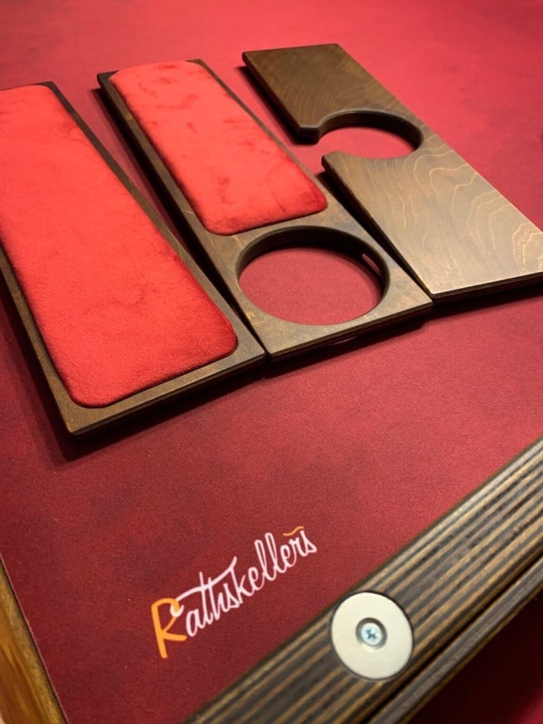 Rathskellers Sunnygeeks – la table de jeu de société modulaire