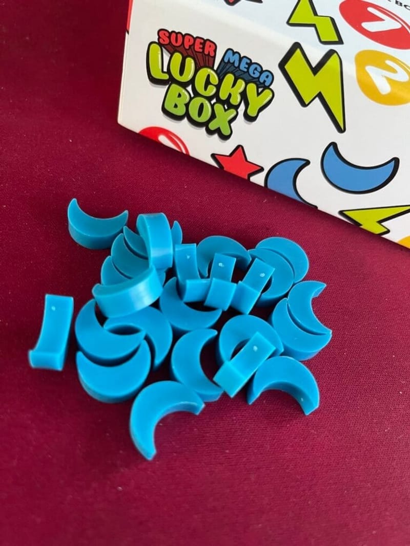 Super Mega Lucky Box