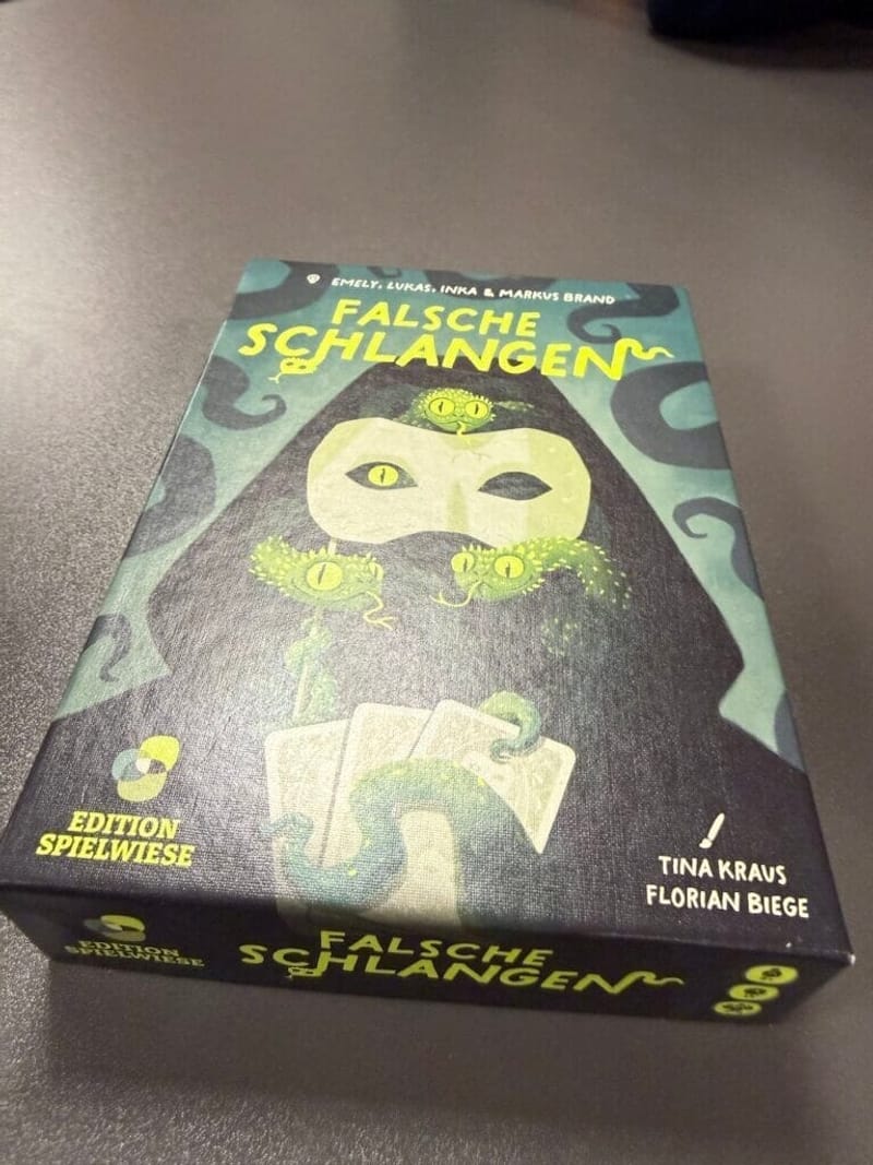Snake Charmers – Soupçons