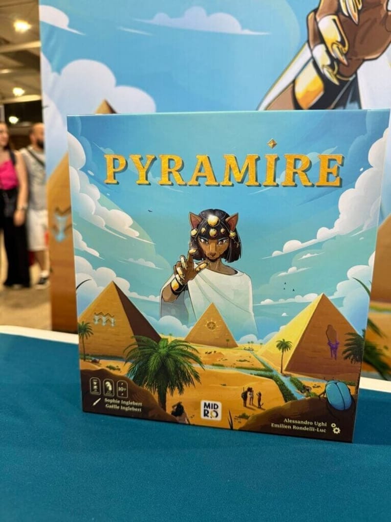 Pyramire